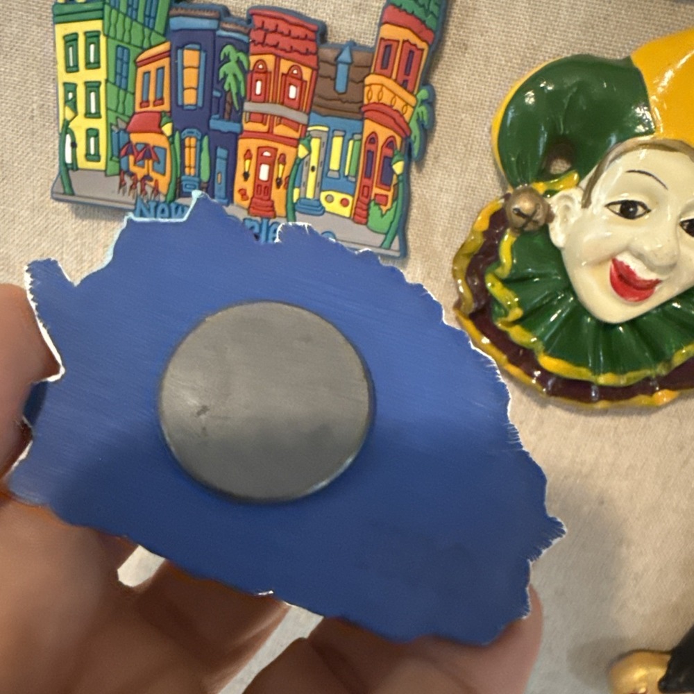 Vintage New Orleans Steamboat 3D Relief Refrigerator Magnet Souvenir - Picture 3 of 3